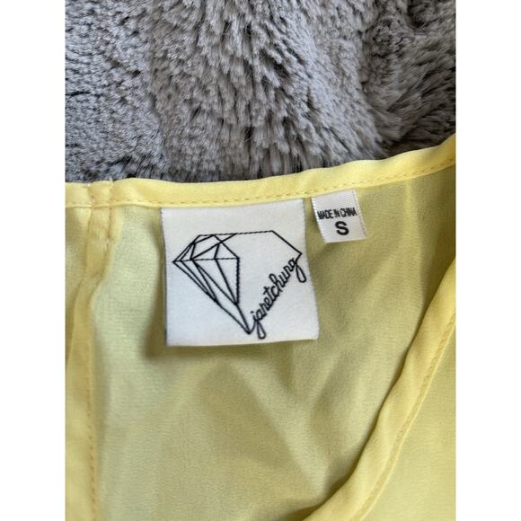 Ladies Ruched Tank Top With Zipper Very Cute Size Small Color Yellow Top Classy - Picture 2 of 9